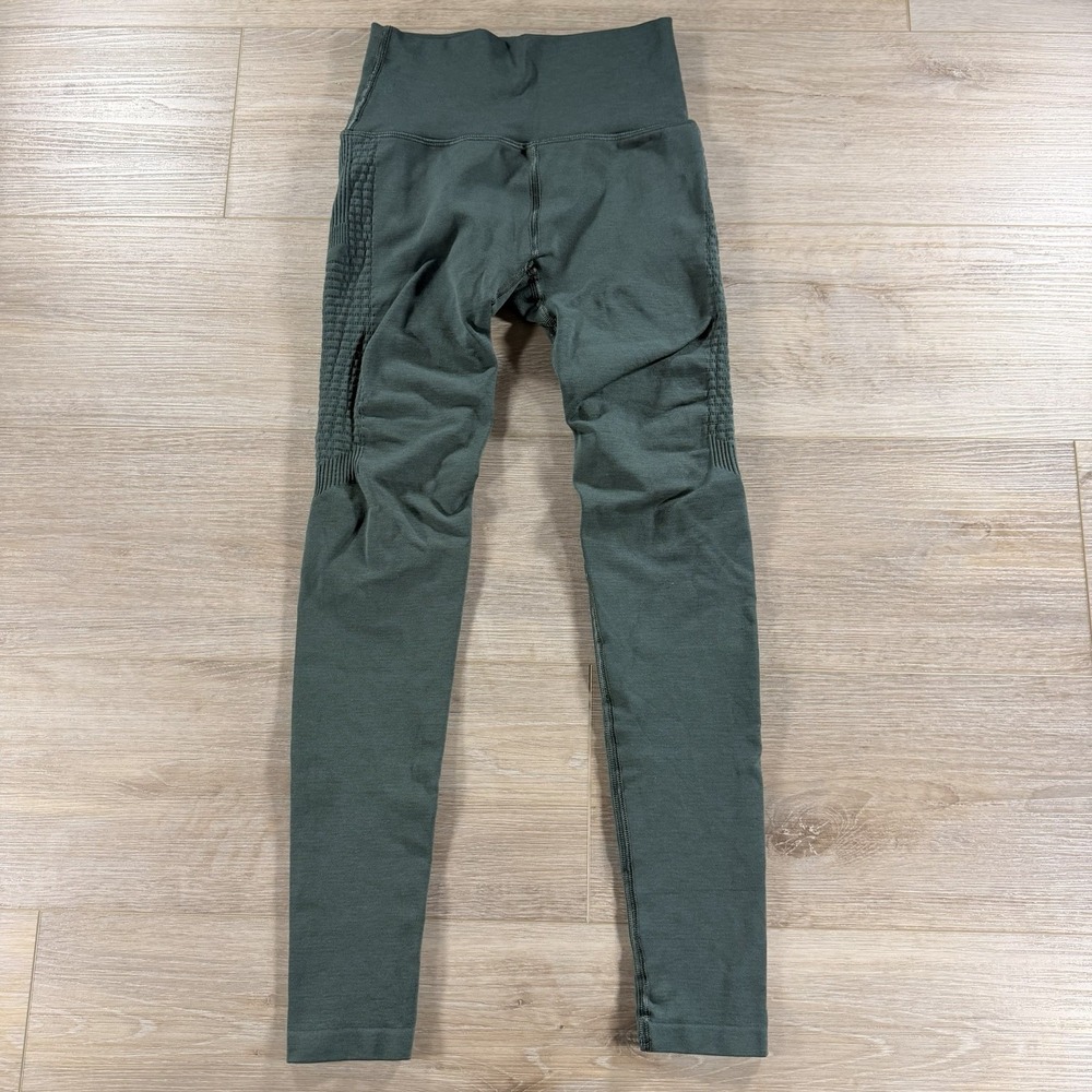 Alphalete Small Green Seamless Scrunch Butt High Waisted Leggings 24" Work Out